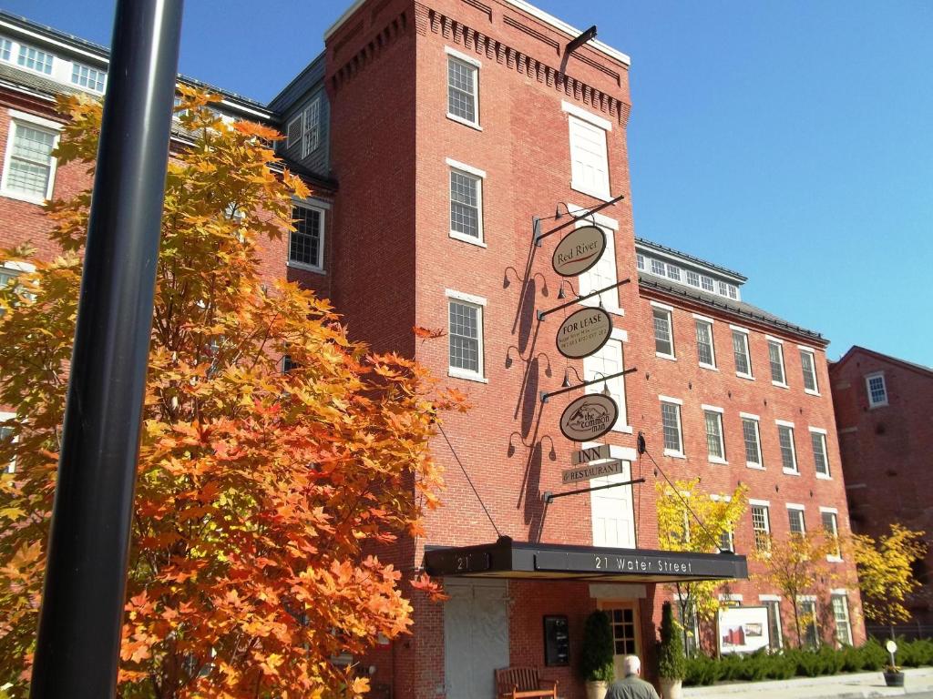 The Common Man Inn & Restaurant image
