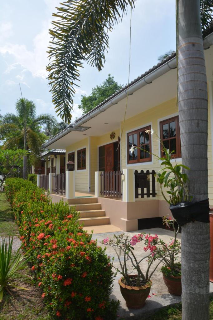 Apple Bungalows photo 1