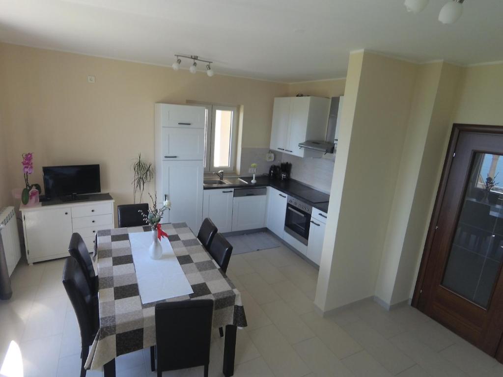 Apartment Antunovic photo 2