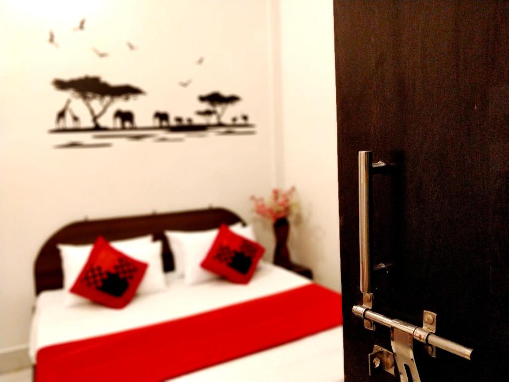 Двухместный (Номер Делюкс (для 2 взрослых и 1 ребенка)), City Hotel