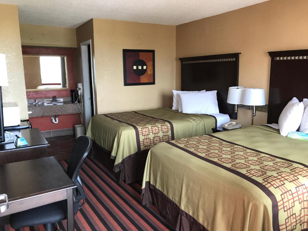 Days Inn by Wyndham Corpus Christi Beach photo 4