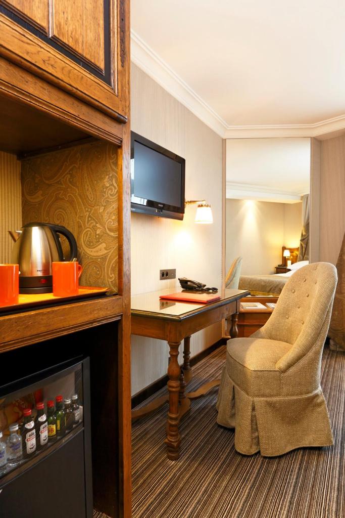 Двухместный (Улучшенный номер), Au Manoir Saint Germain