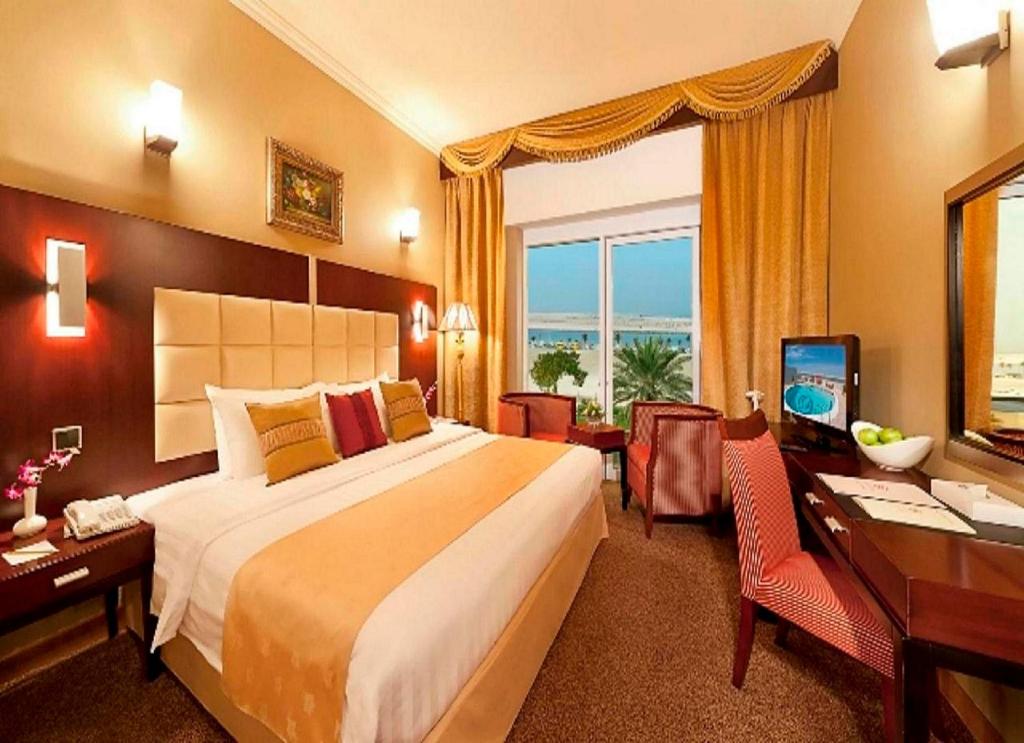 Сьюит (Полулюкс), Отель Sun & Sands Sea View Hotel