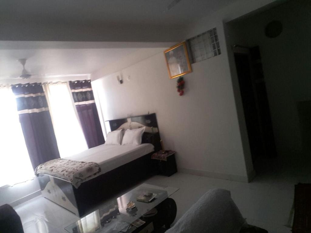 Апартаменты (Апартаменты с балконом), Spectacular Gangotri view stay near Beatles cafe