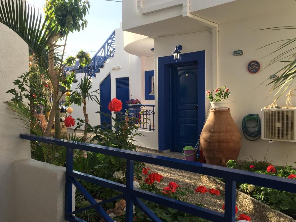Psaras Apartments photo 1