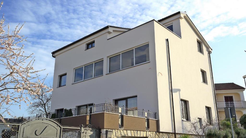 Apartment Ružmarin Porat photo 2