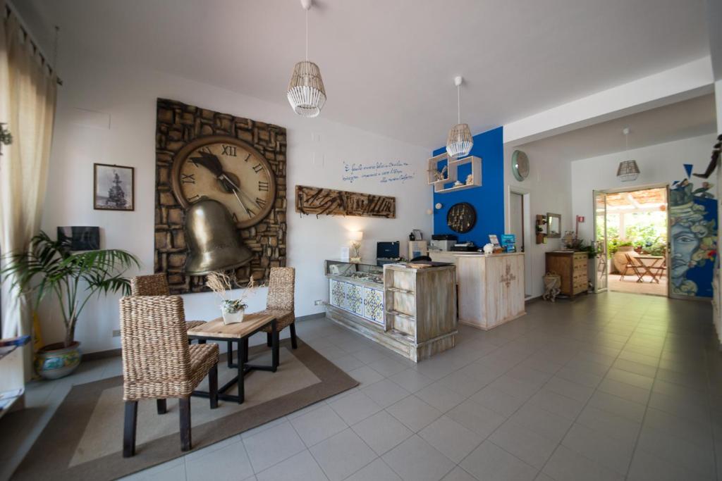 Hotel Donna Rosa photo 3
