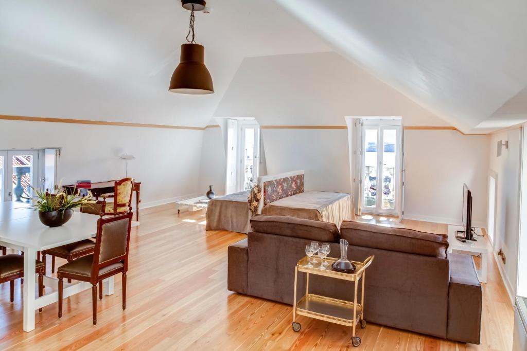 Апартаменты (Улучшенные апартаменты с 2 спальнями), Palácio Camões - Lisbon Serviced Apartments