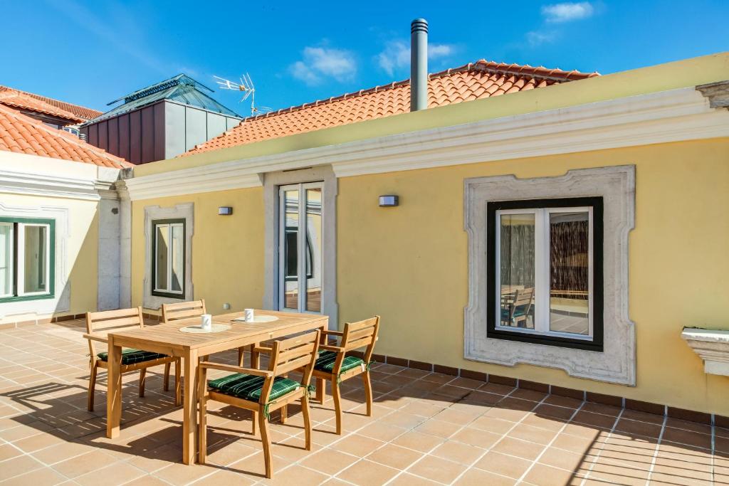 Апартаменты (Улучшенные апартаменты с 2 спальнями), Palácio Camões - Lisbon Serviced Apartments