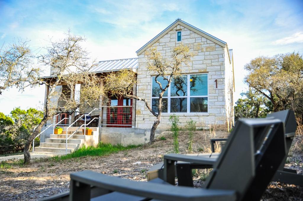 Hill Country Casitas image