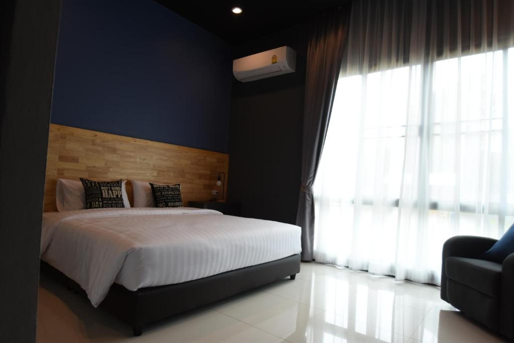Вилла (Вилла с 4 спальнями и собственным бассейном - Chaiyapruek 2), Natural Park Resort Pattaya
