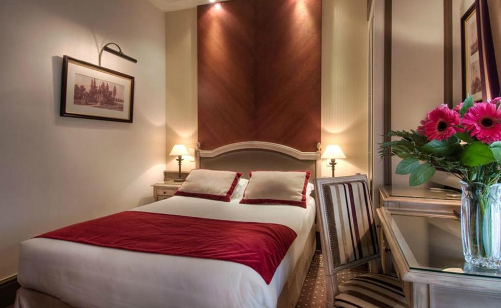 Двухместный (Классический двухместный номер с 1 кроватью), Best Western Premier Trocadero La Tour