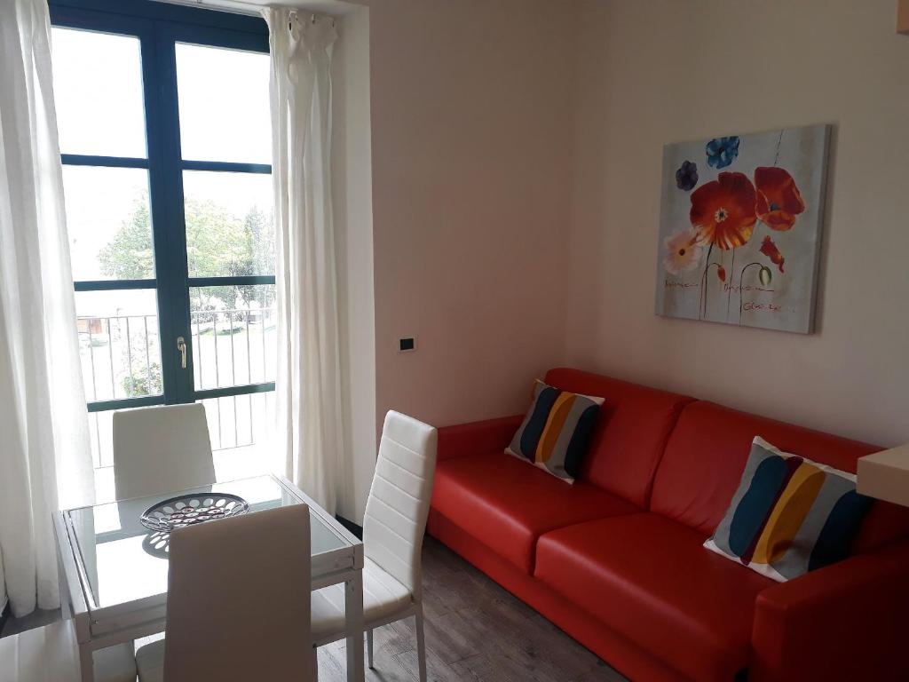 Campione Giulia Exclusive Lakefront apartment by Gardadomusmea photo 1