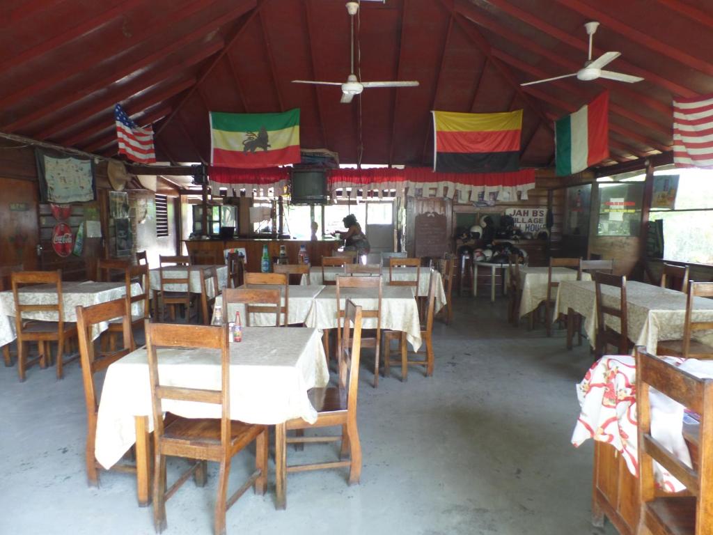 Jah B's Cottages on Beach Road-Negril photo 1