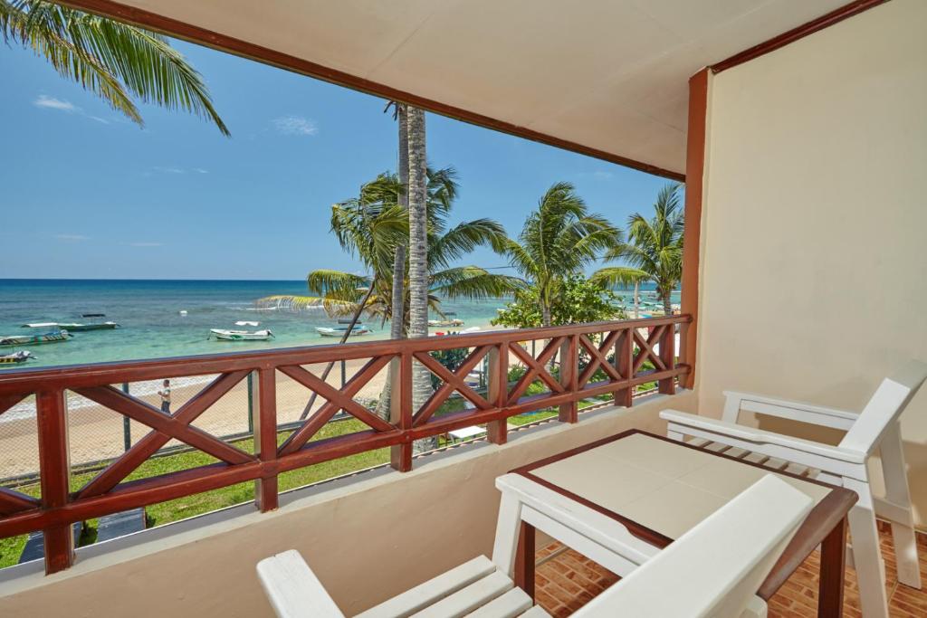 Двухместный (Двухместный номер Делюкс с 1 кроватью), Coral Sands Hotel