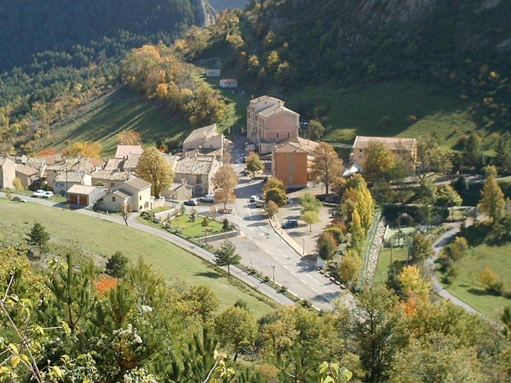 maison à la montagne photo 1