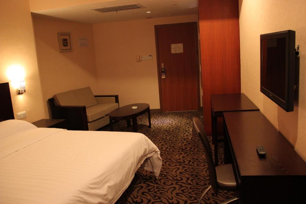 Двухместный (Двухместный номер Делюкс с 1 кроватью и видом на реку), Xin Hua Hotel Guangzhou