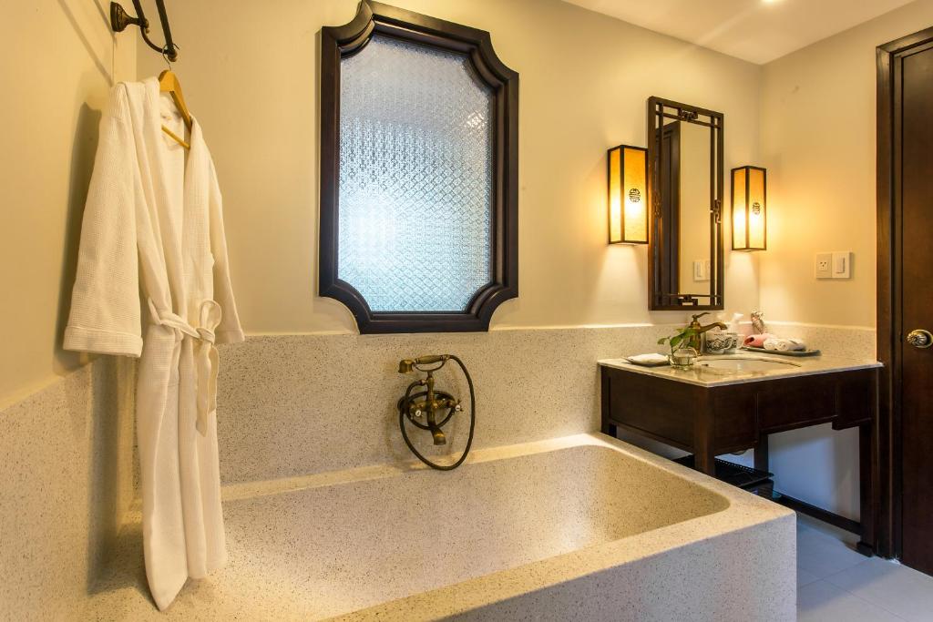 Hoi An Field Villa & Spa