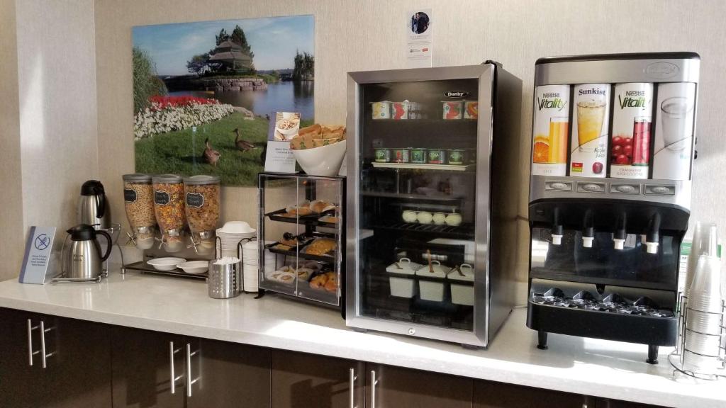 Best Western Plus Barrie photo 4
