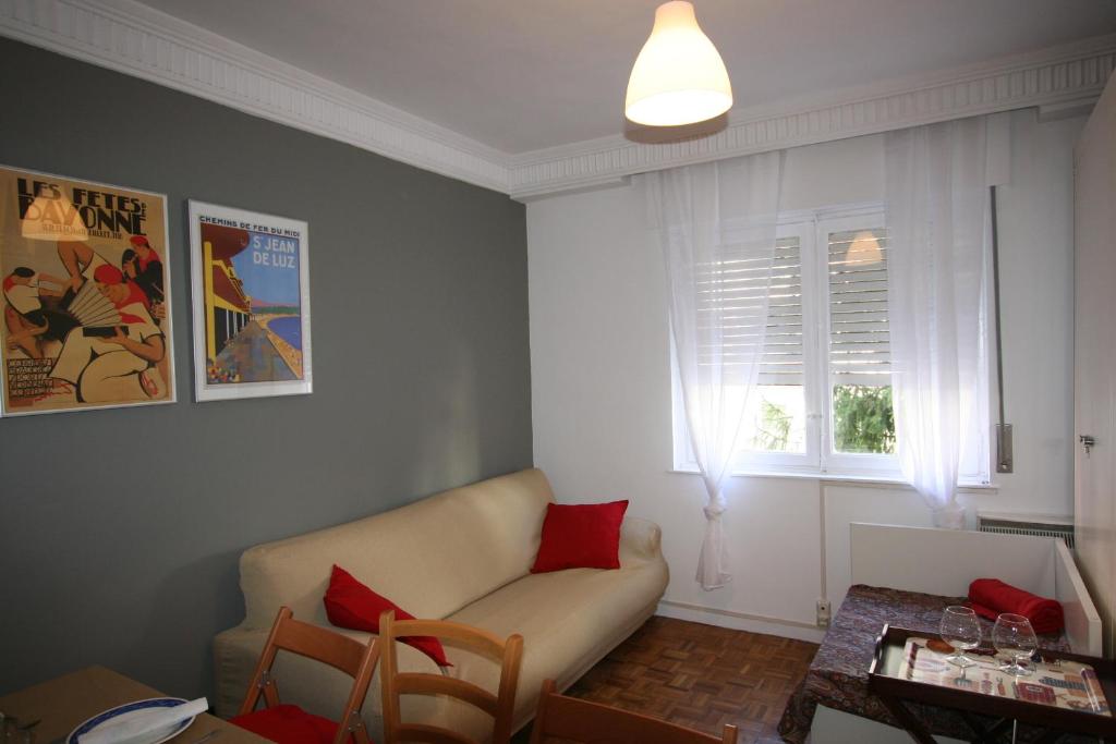 Apartamento Familiar en Pamplona photo 2