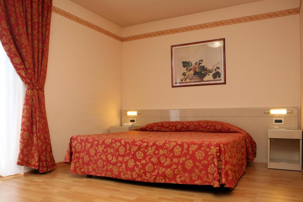 Hotel Excelsior photo 1