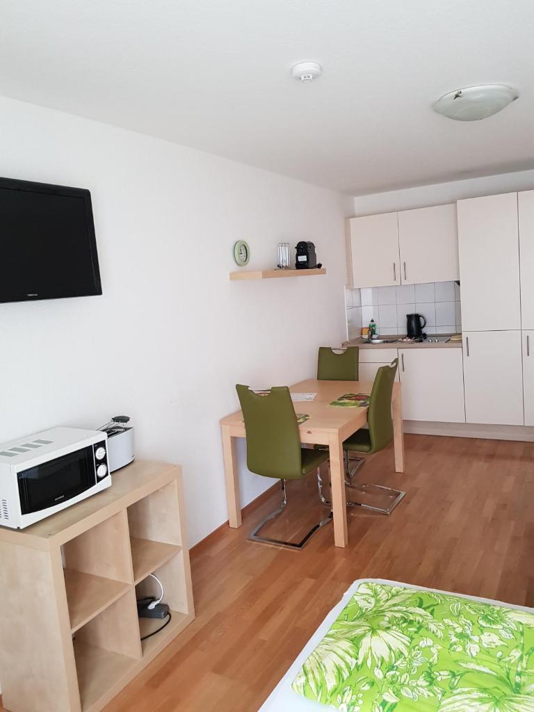 Студио (Номер-студио с 2 односпальными кроватями (для 2-3 взрослых)), Apartments Jahnstraße, Friedrichstadt