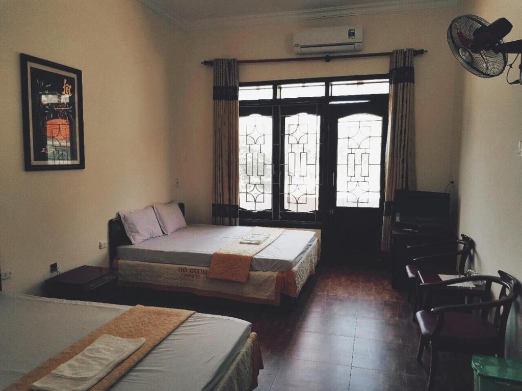 Khách sạn Hồ Gươm