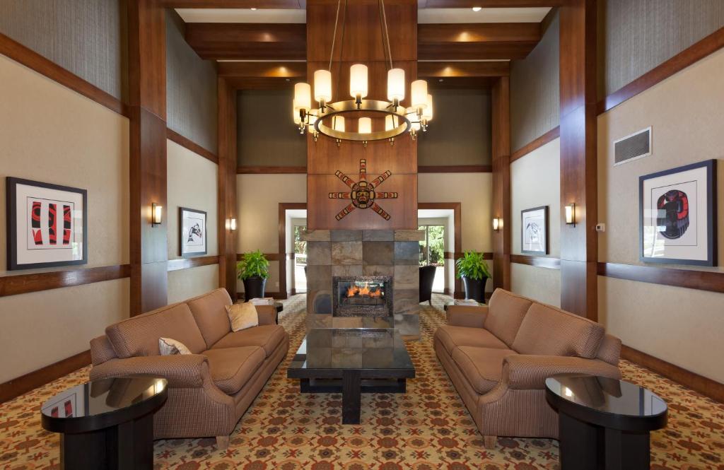 Glacier Lodge Resort photo 2
