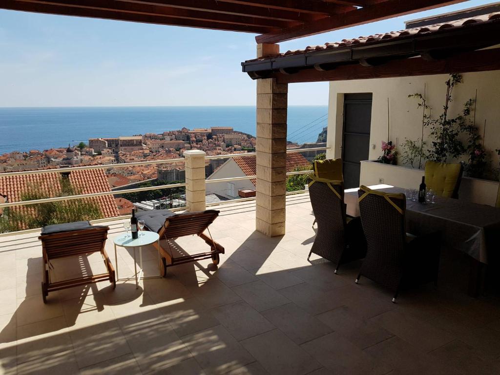 Old Town & Sea View photo 1