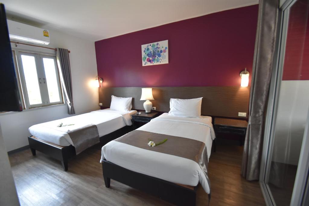 Вилла (Вилла с 2 спальнями), Natural Park Resort Pattaya