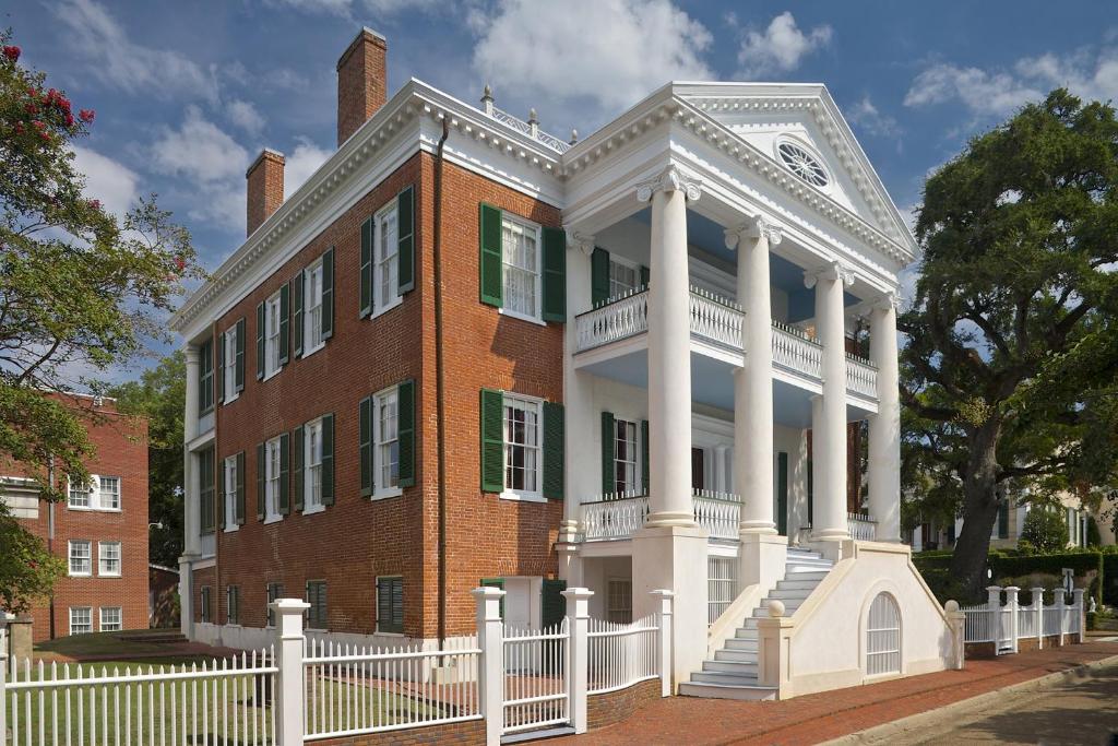 Choctaw Hall Bed and Breakfast image