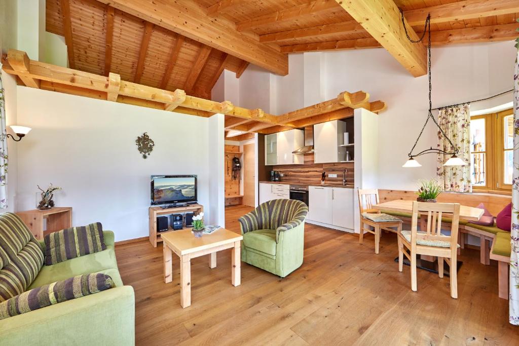 Апартаменты (Апартаменты с балконом), Ferienhaus Alpinissimo