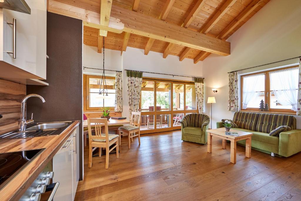 Апартаменты (Апартаменты с балконом), Ferienhaus Alpinissimo