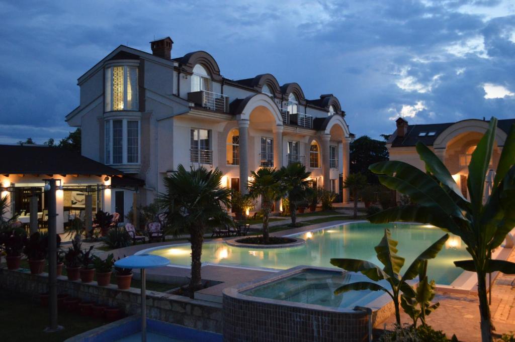 Aleksandar Villa & Spa photo 2