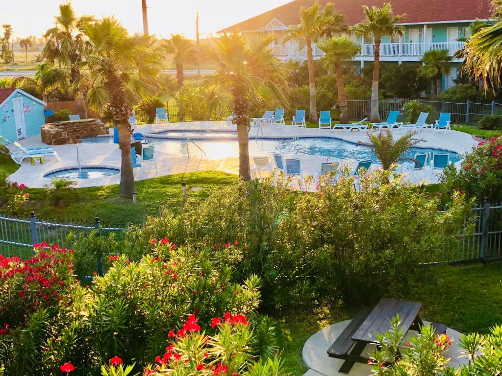 Days Inn by Wyndham Port Aransas TX photo 4