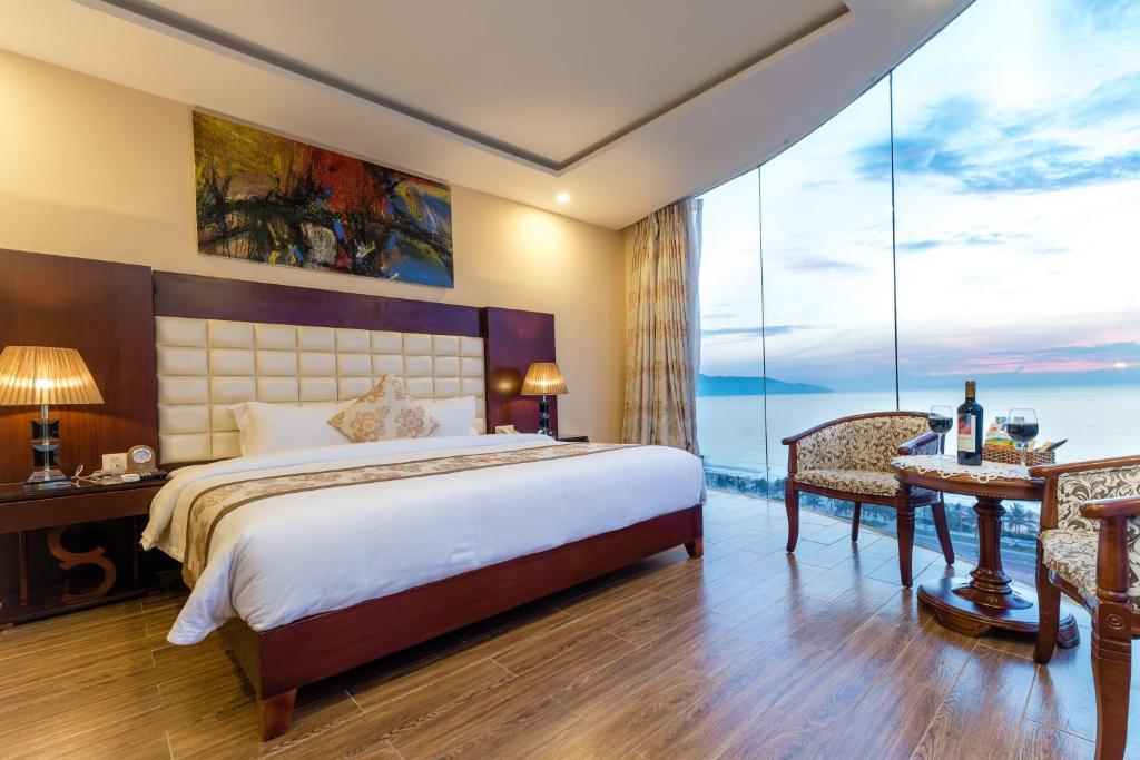 Nhat Minh Hotel and Apartment