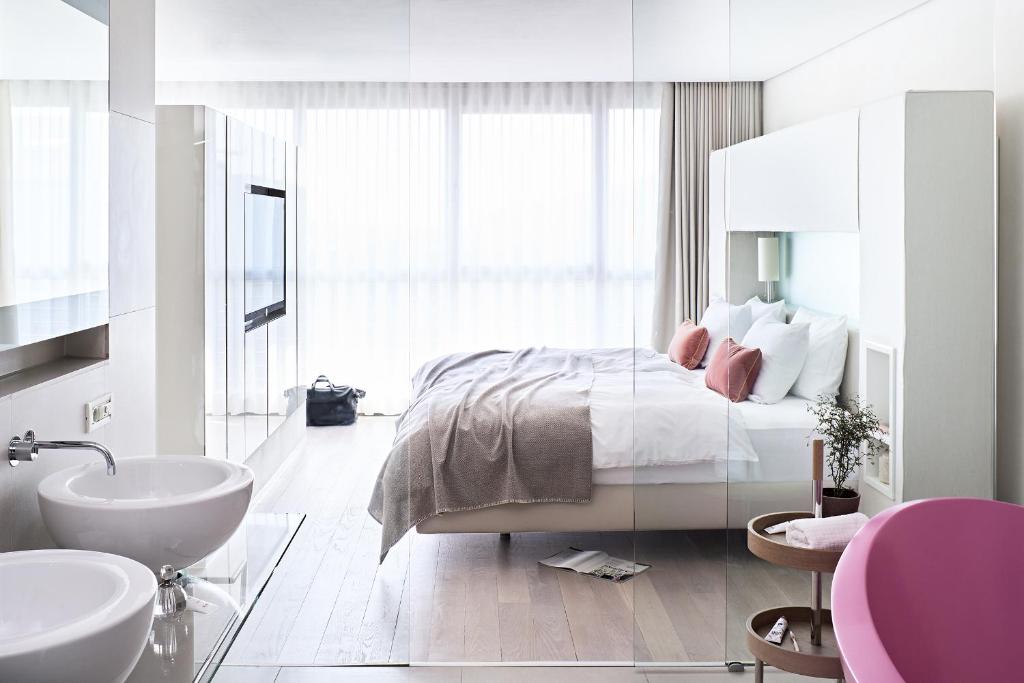Сьюит (Боковой люкс (для 2 взрослых)), SIDE Design Hotel Hamburg