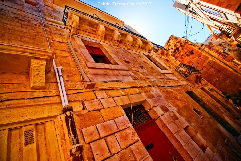 Twenty Antika photo 4