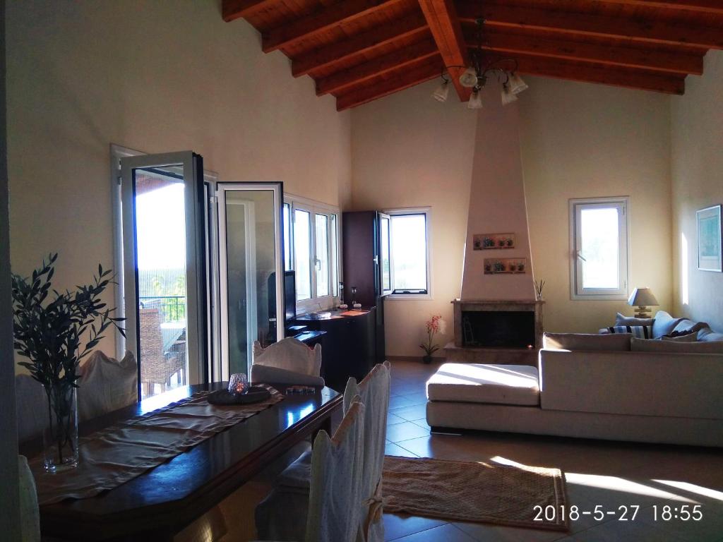 Sime Villa Private Beach photo 1