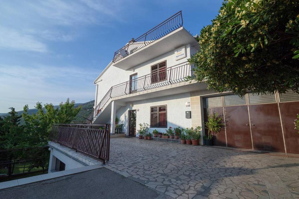Apartmani Nena photo 1