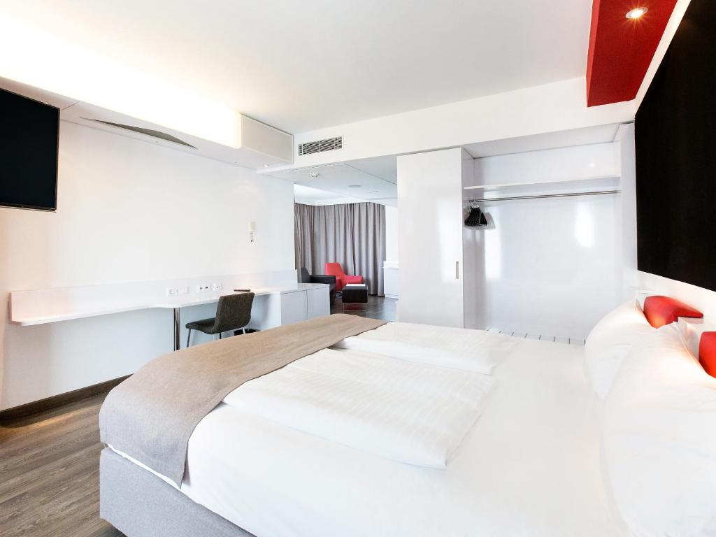 Сьюит (Полулюкс), DORMERO Hotel Stuttgart
