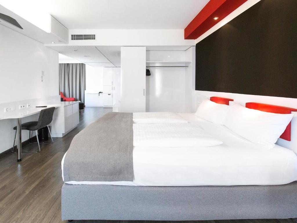Сьюит (Полулюкс), DORMERO Hotel Stuttgart