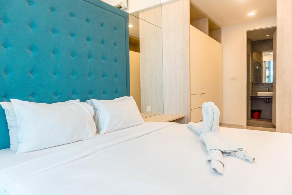 Сьюит (Представительский люкс с кроватью размера 