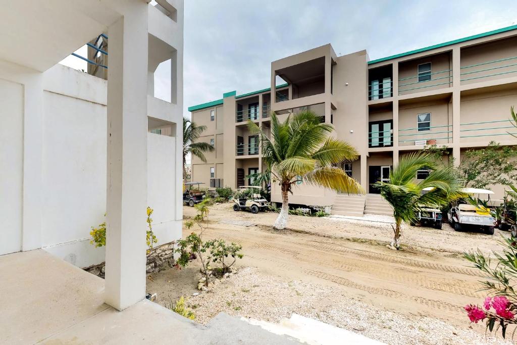 Suite F101 Mara Laguna photo 2