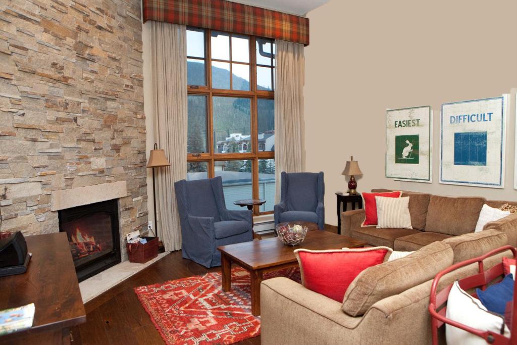 610 west lionshead circle unit 216 image