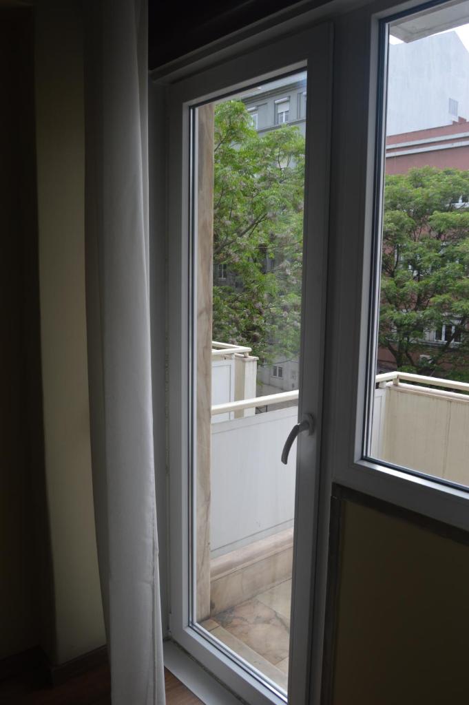 Двухместный (Двухместный номер с 1 кроватью или 2 отдельными кроватями, общая ванная комната), Wallis São Bento