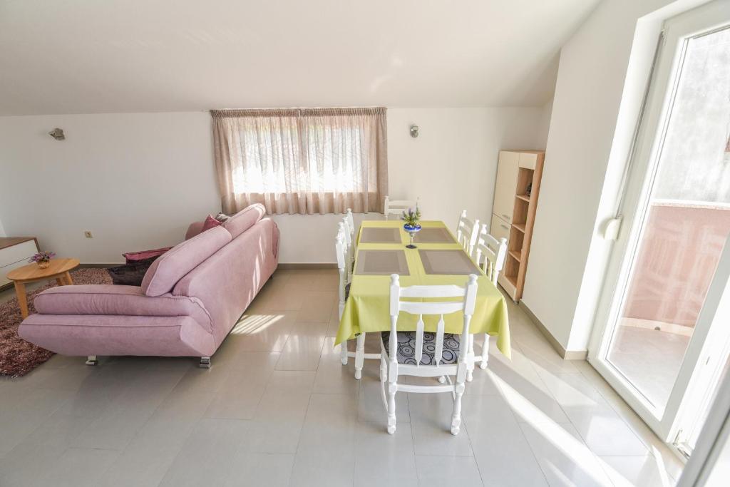 Apartment Roko photo 3