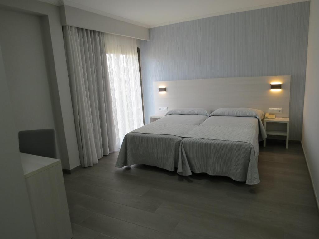 Hotel La Lanzada photo 3