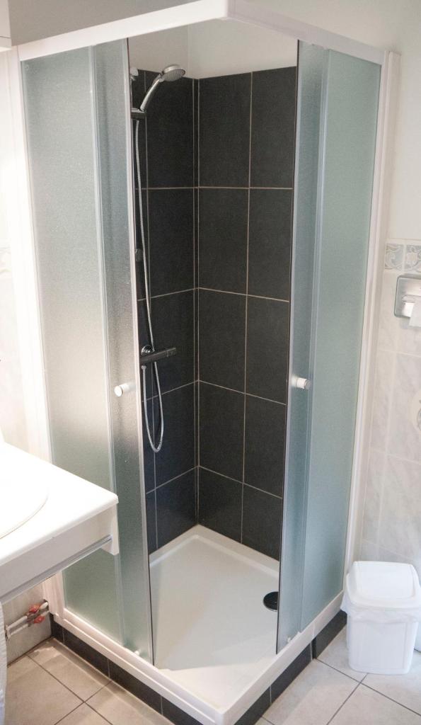 Hotel Les Frangins - 레스토랑