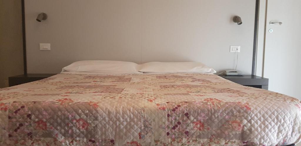 Hotel Eden photo 2
